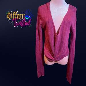 NWOT Free People Magenta Deep V-Neck Ribbed Cropped Knot Front Sweater Top
